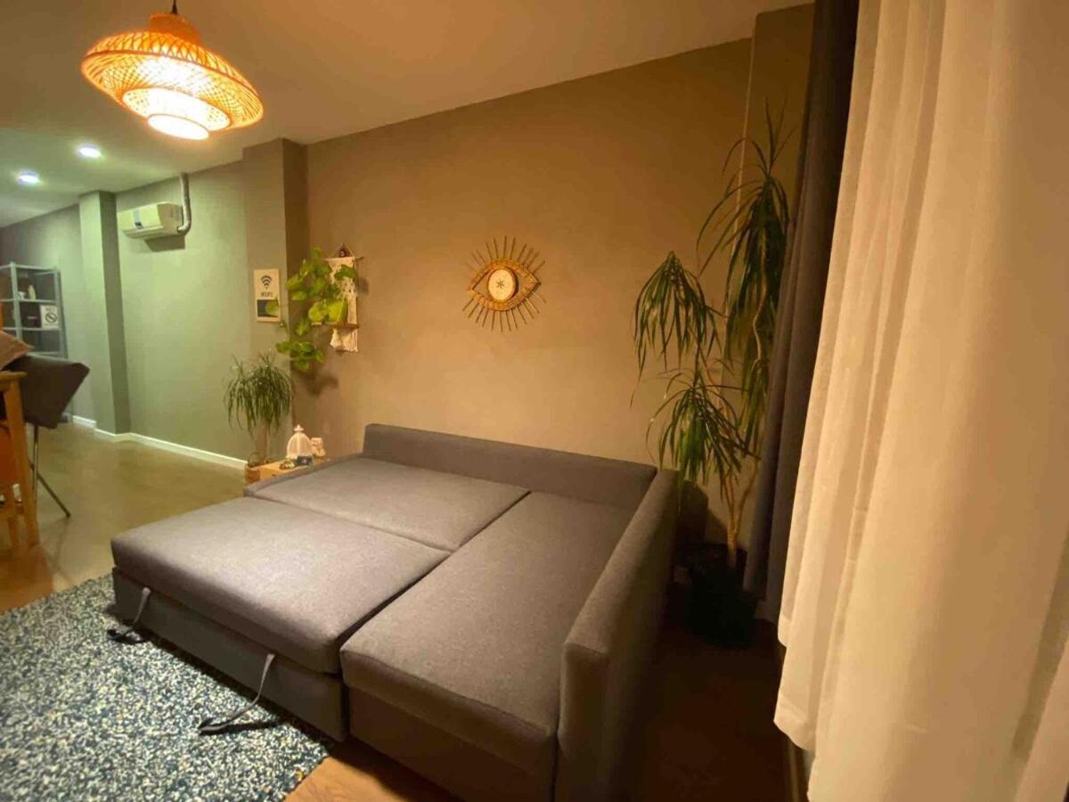 Cosy Flat With A Garden In Central Kadikoy Istanbul Exterior foto
